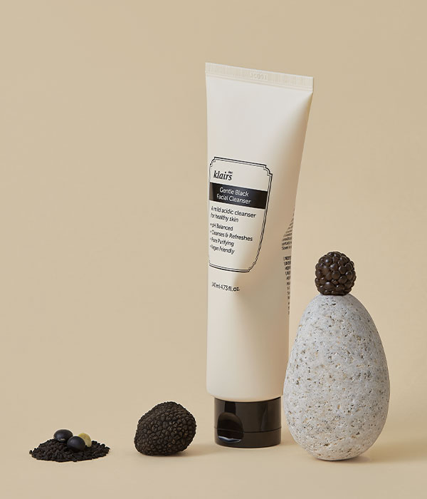 Dear Klairs Gentle Black Facial Cleanser 140ml