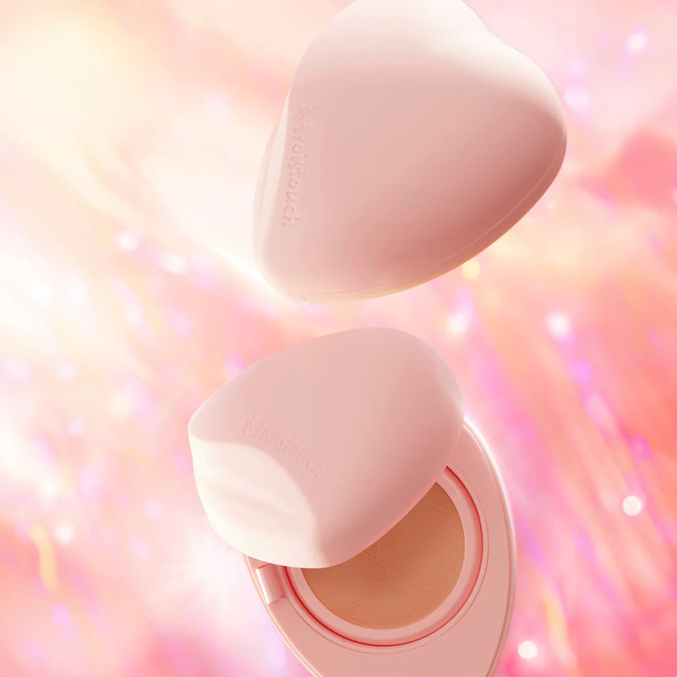 Troistouch Heart Glow Mesh Cushion